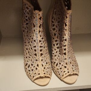 Zigi Soho Tan Peep-Toe Laser-Cut Heels